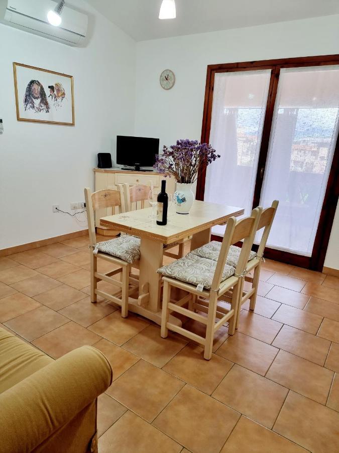 דירות אולביה La Casa Di Arly מראה חיצוני תמונה